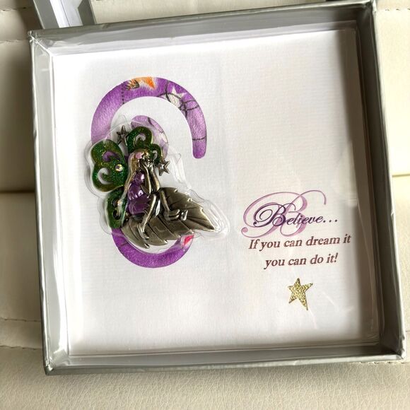 Beautiful Gift Boxed Framed Believe If You Can Dream It Quote & Brooch Pin - Picture 1 of 3